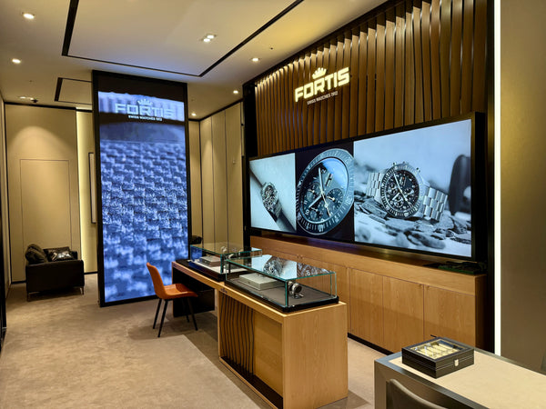First Boutique With “Warning Wallet” In South Korea