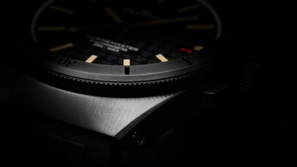 Fortis Introduces the First Marinemaster with DLC Coating